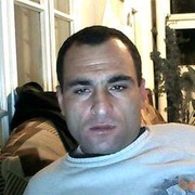  ,   Hovik, 46 ,   