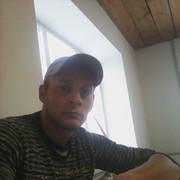  ,   Alex, 39 ,  