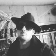  ,   NIKOLAS, 33 ,   