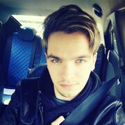  ,  Vlad, 23