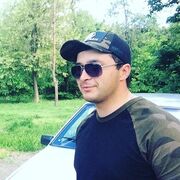  ,   Rusik, 31 ,   