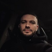  ,  Alex, 32