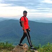  ,   Mikis, 39 ,   