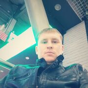  ,   Anatoly, 37 ,   c 