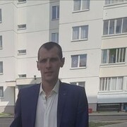  ,  Nikita, 32
