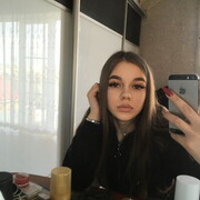  ,  Katya, 22