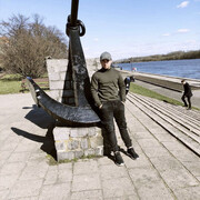  ,  Vadim, 23