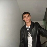  ,   Viktor, 37 ,   ,   