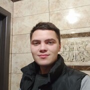  ,  Oleg, 33