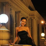  ,   Angi, 38 ,   