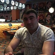  ,  Saro, 41
