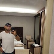  ,   Denis, 35 ,   ,   