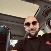  ,   Revaz, 33 ,   