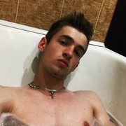  ,   Nik, 25 ,   