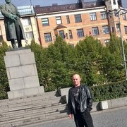  ,  Leonid, 42