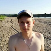  ,   Denis, 33 ,   c 