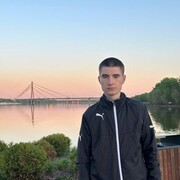  ,  Sergii, 21
