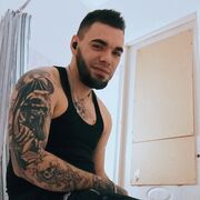  ,  Viktor, 26