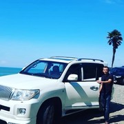  ,   Nuko, 37 ,   
