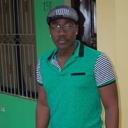  La Vega,   Herby, 25 ,   ,   