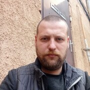  ,  Ingus, 35