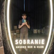  ,   Nuru, 42 ,   c 