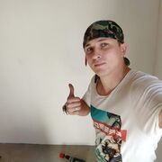  ,  Viktor, 31