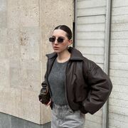  ,   , 30 ,     , c 
