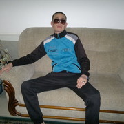  ,  Bahh Tee, 35
