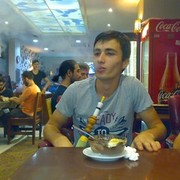  ,   Gio, 39 ,   