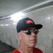  ,   Viktor, 61 ,   