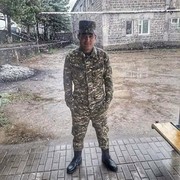  ,   Alik, 32 ,   ,   , c 