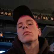  ,   Anton, 25 ,   ,   