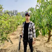  ,  Omar, 25