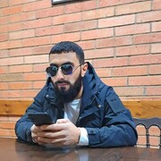  ,  Huseyin, 29