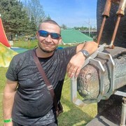  ,  ANDRII, 43