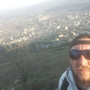  ,   Artem, 33 ,   ,   , c 