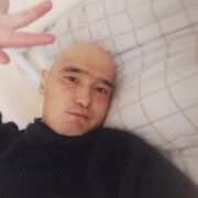  ,   Parviz, 38 ,   c 