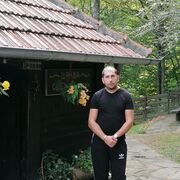  ,  Bojan, 44