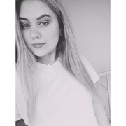  ,  Ivanka, 23