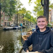  ,   Rowan, 25 ,   ,   , c , 
