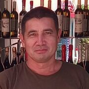  ,  Ali, 42
