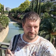  Andrychow,  Yurii, 43