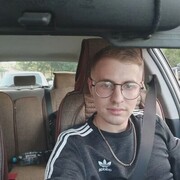  ,  Denis, 25