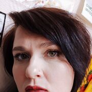  ,   Viktoria, 41 ,   , 