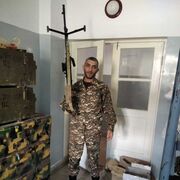  ,   Hrach, 34 ,   ,   