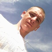  ,   Pavel, 35 ,   