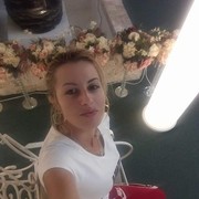  Larisa,   Merinda, 36 ,   ,   , c 