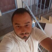  ,  Artur, 38