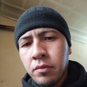  ,  Husniddin, 31